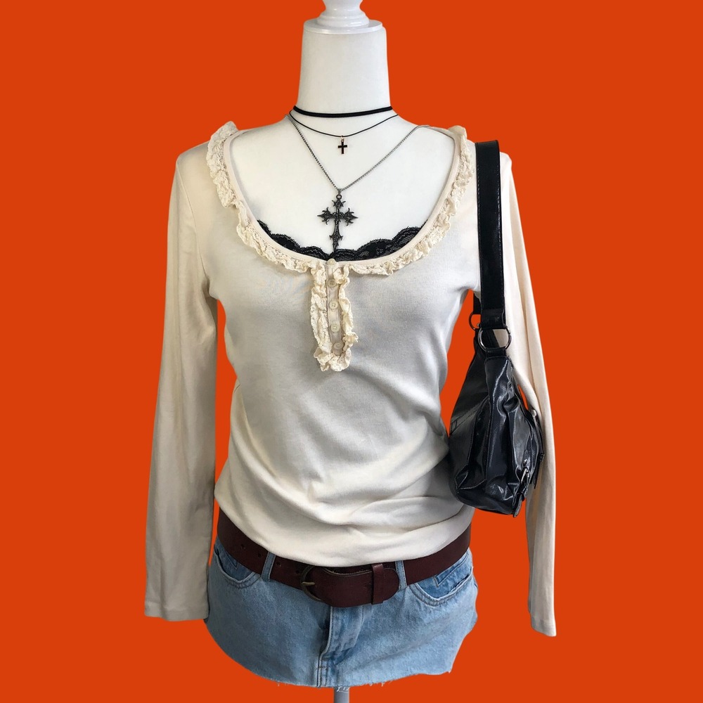 Vintage Y2K Lauren Ralph Lauren Cream Ruffle Lace Henley Long Sleeve Top M